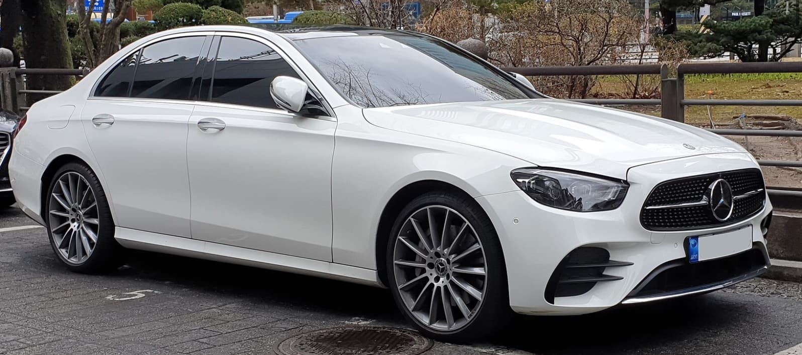 Mercedes-Benz W-213